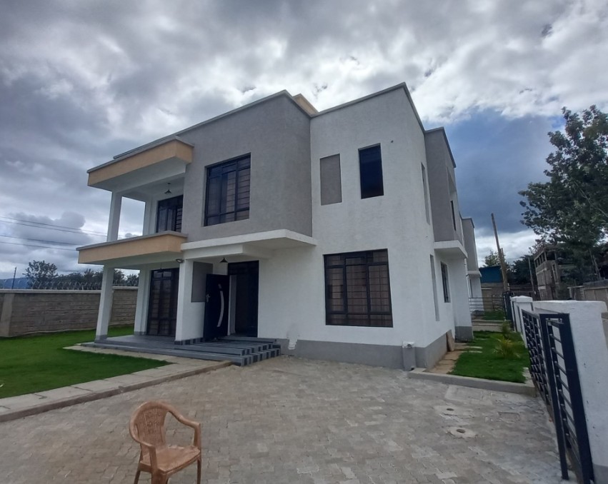 Spacious 3 Bedrooms